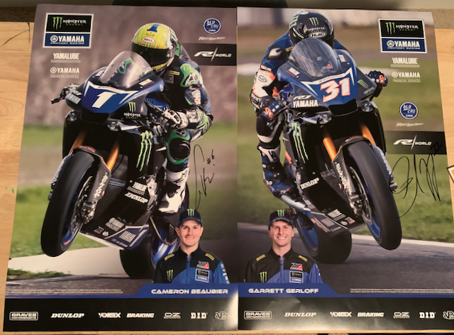 team_yamaha_autographs