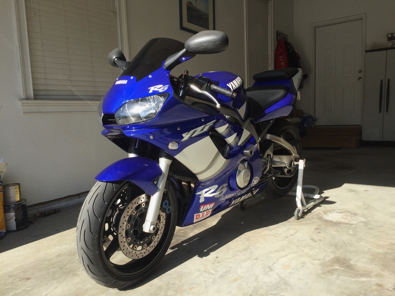 R6 ready for track days