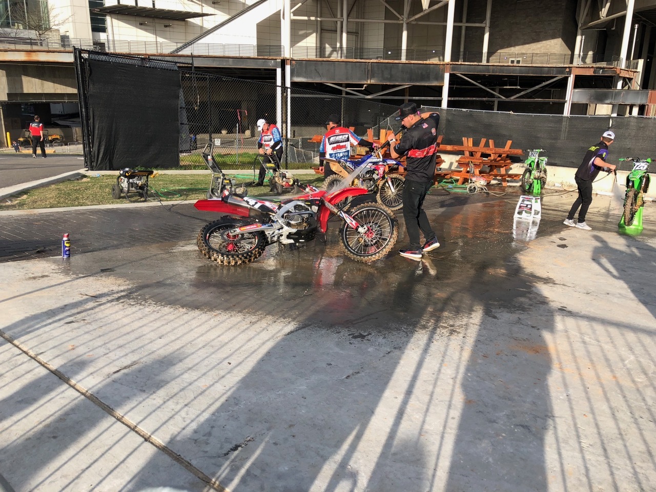 Supercross 2019 Atlanta - Bike Wash