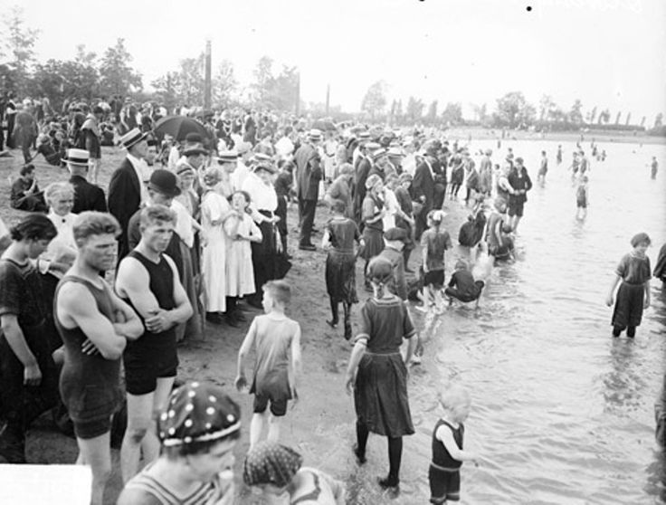 Whites-only beach in Chicago